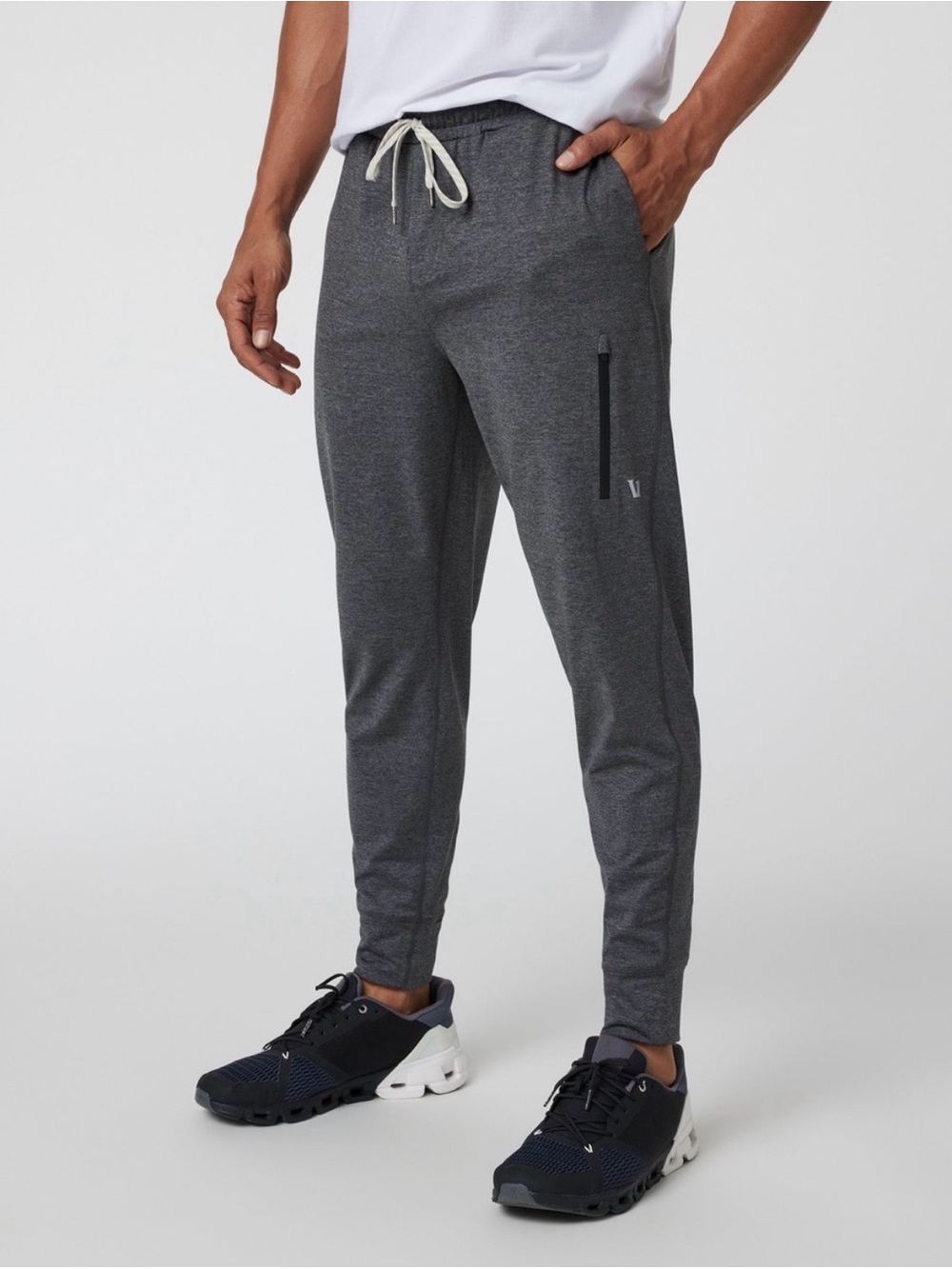Vuori Men’s Sunday Performance
Jogger Heather Gray